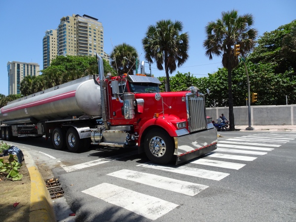 Kenworth W900